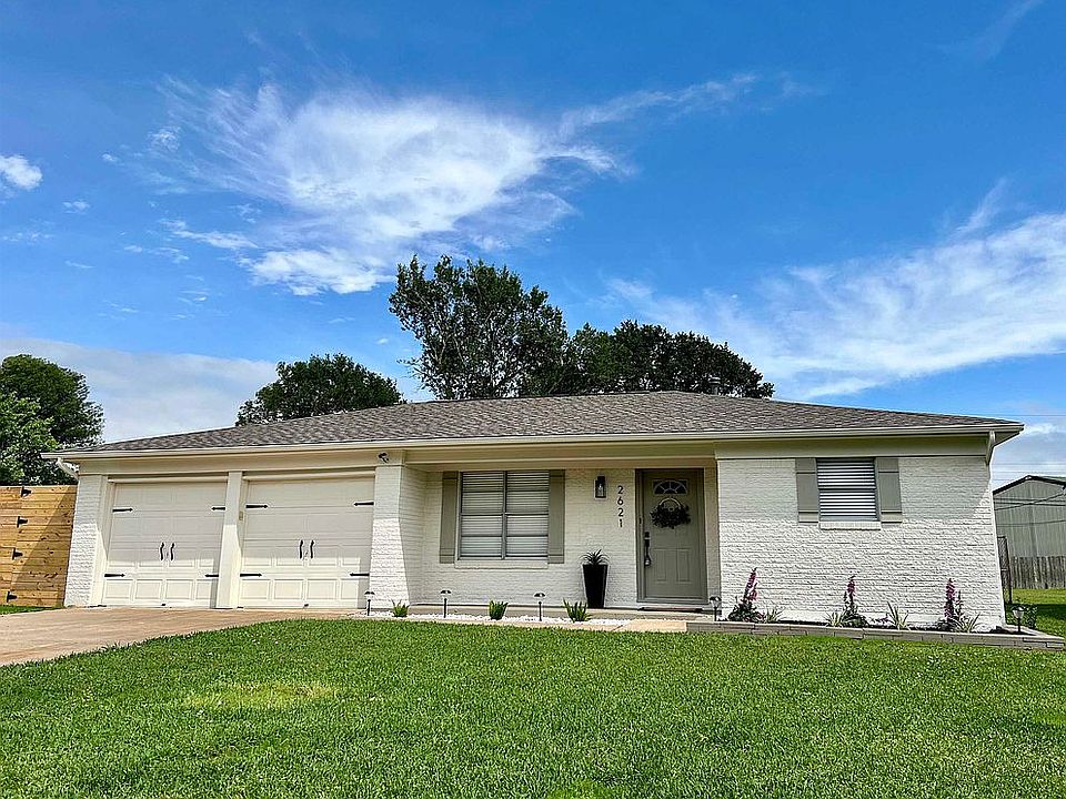 1st image of 2621 Staton Ln