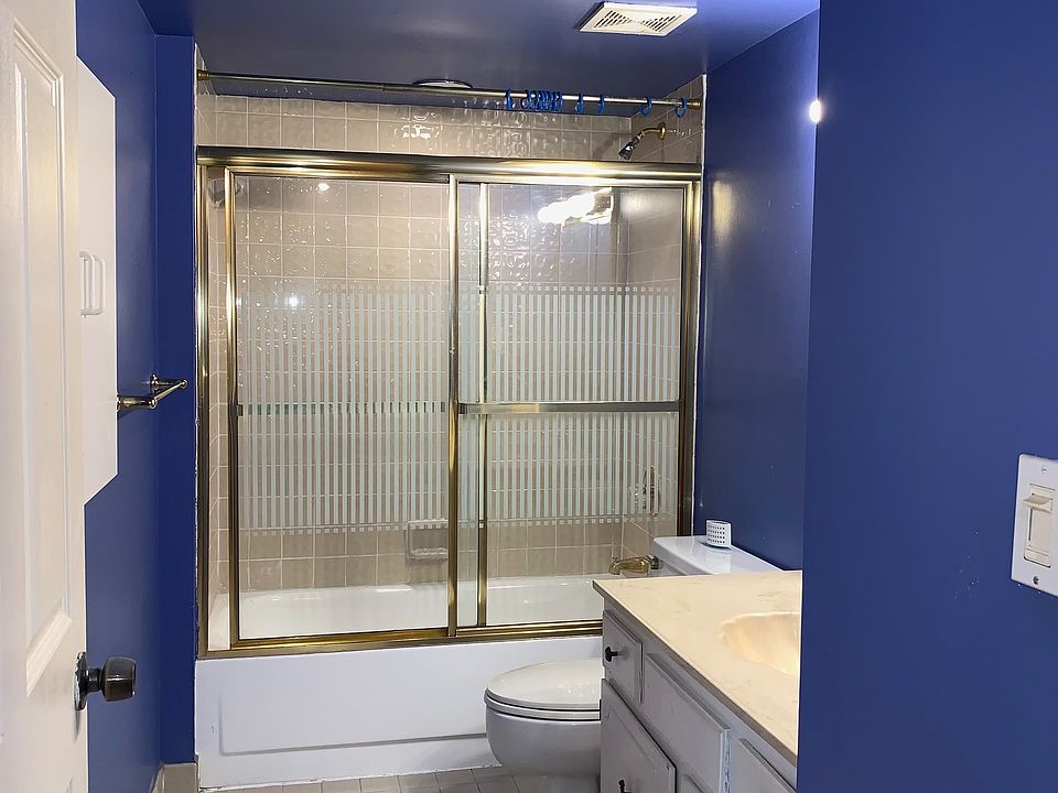 1st image of 1623 Collins Ave APT 212