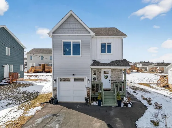 88 Macintosh Blvd, Moncton, NB E1K 0A1