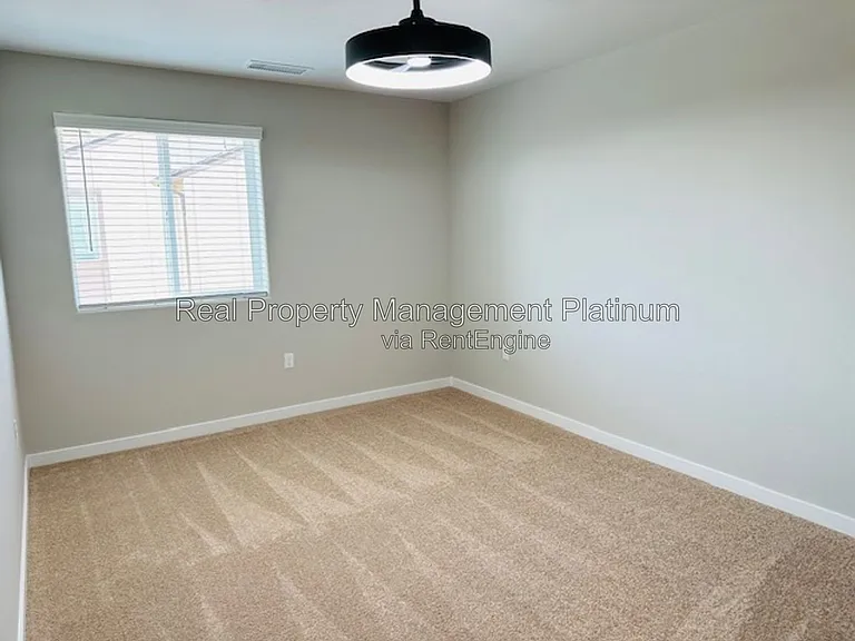616 Ophelia Ave — Photo 34
