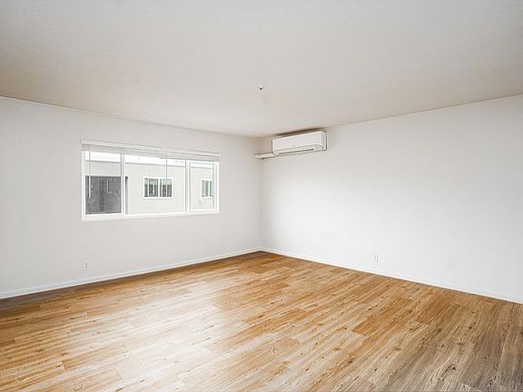 2nd image of 6131 Montecito Blvd #10