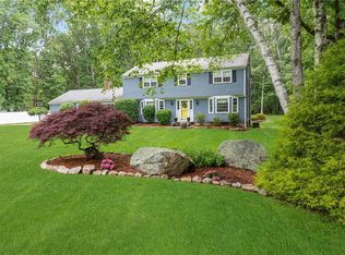 15 Crystal Dr, East Greenwich, RI 02818