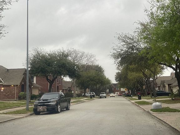 4th image of 12507 Silversmine Dr