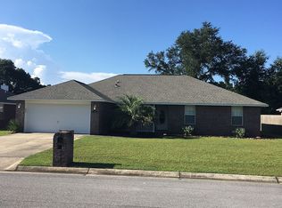 5869 Chi Chi Cir, Milton, FL 32570