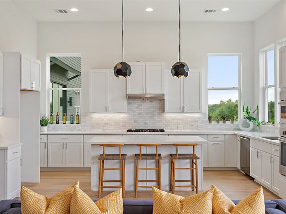 7th image of this home