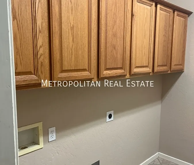14366 W Cypress St — Photo 10