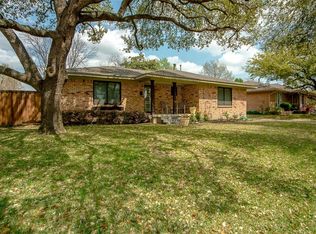 2510 Pinebluff Dr, Dallas, TX 75228