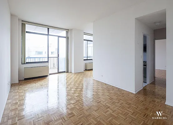 Rented by Warburg | media 24