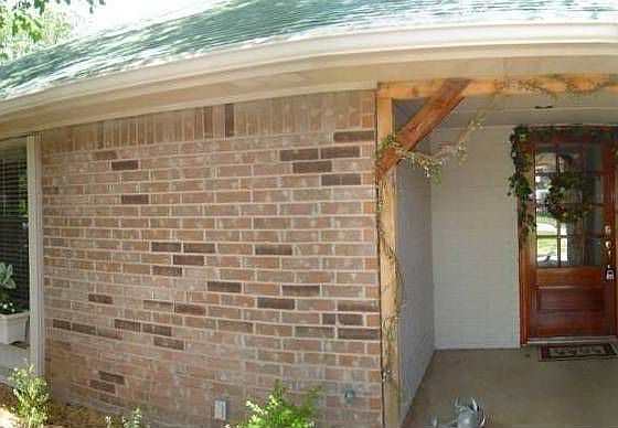 1st image of 804 Countrywood Ln
