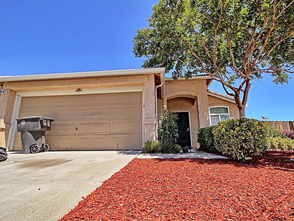 1st image of 643 Carol Louise Ln