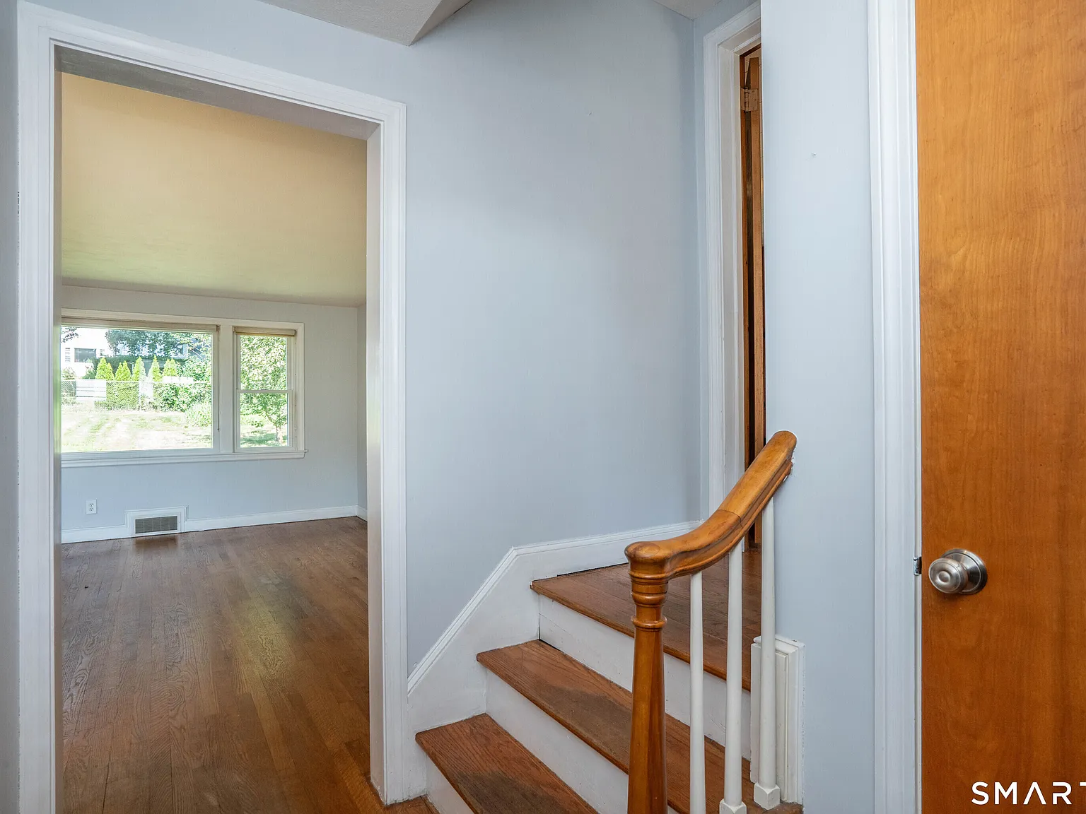 3 bed, 1.0 bath, 1392 sqft, $3,500 — Photo 4