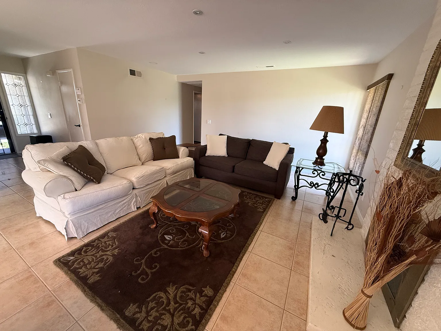 3 bed, 1680 sqft, $5,450 — Photo 3