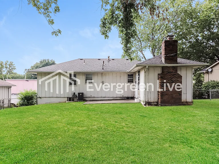 3909 S Berry Ln — Photo 15