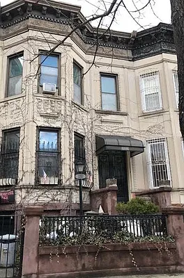 Sold by Heights Realty Advisors | media 18