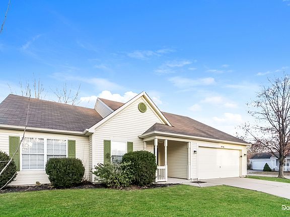 3rd image of 8466 Traders Ct