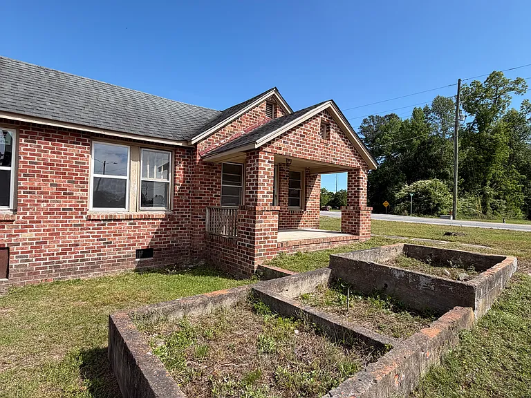 600 State Highway 33 W — Photo 2