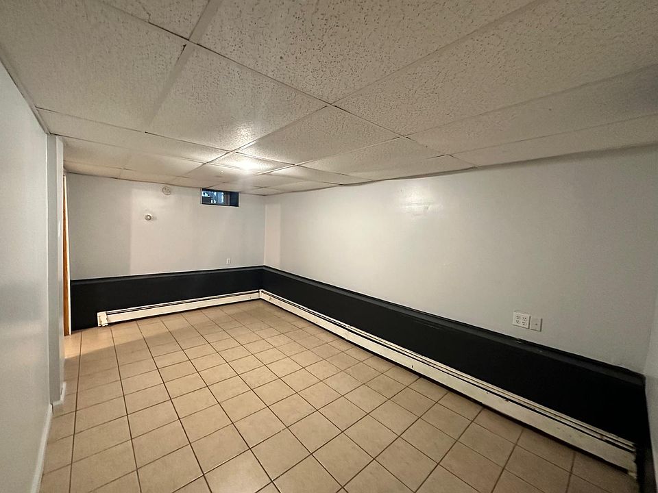 1st image of 324 Admiral St #Ll