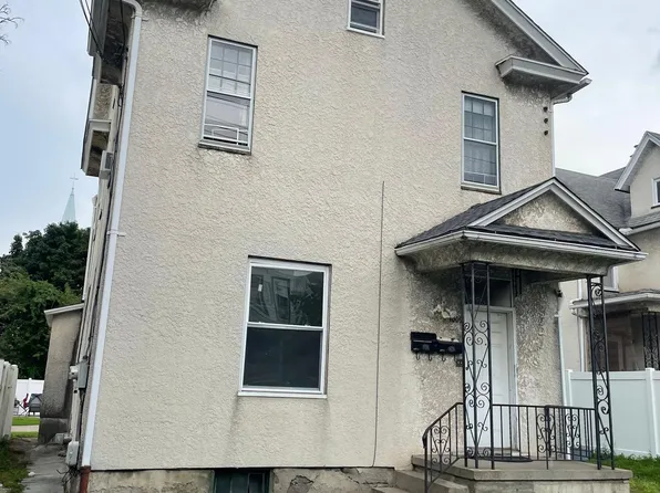 1009 N Irving Ave, Scranton, PA 18510