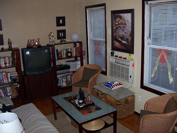 5th image of 182 Parker St #2