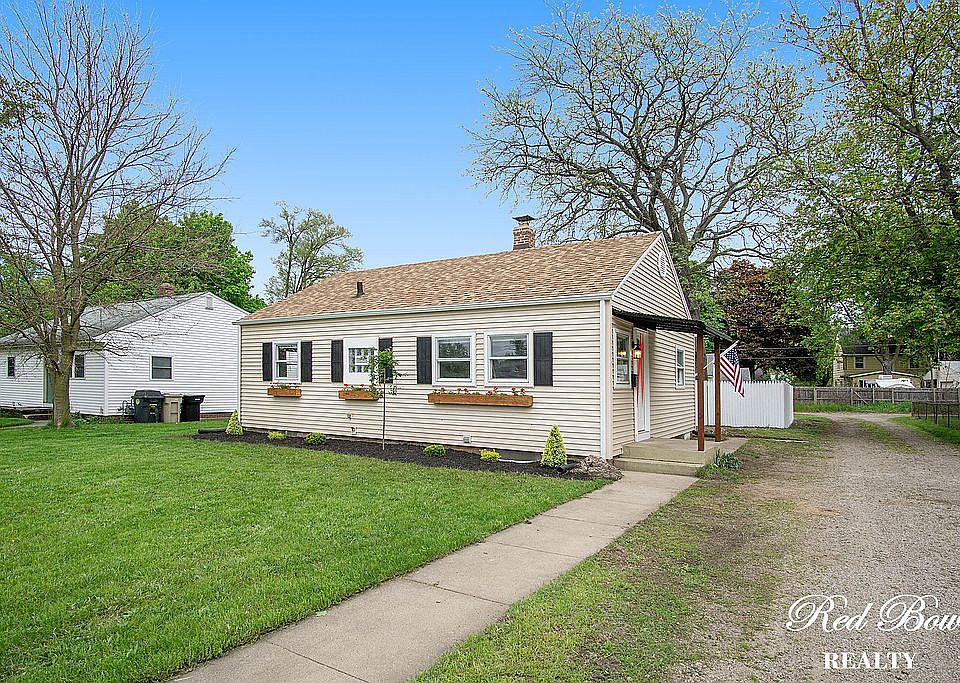 1st image of 1363 Mishawaka Ave