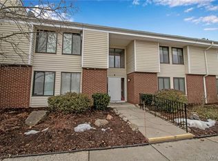 6 Southcreek Ct UNIT B, East Amherst, NY 14051