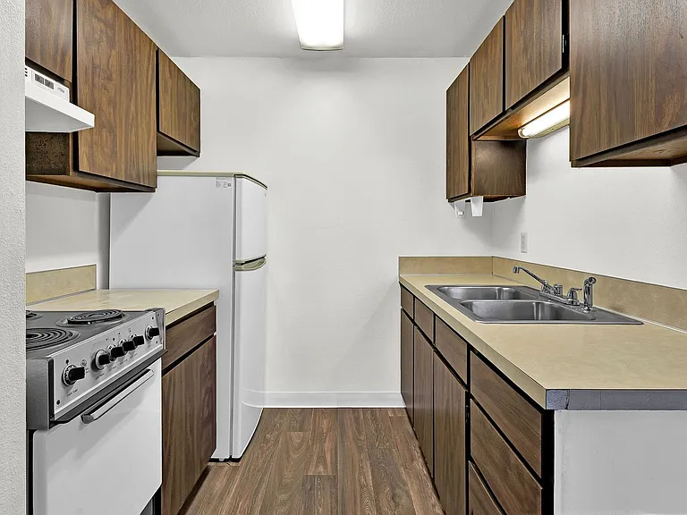 Roosevelt Apartments — Photo 34