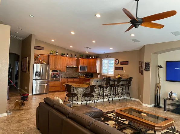 355 Chaplin Cove Ave, Las Vegas, NV 89123