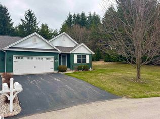 5206 Chestnut Ct #19, Traverse City, MI 49685