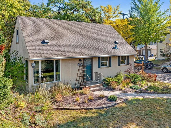 1044 Lexington Pkwy N, Saint Paul, MN 55103