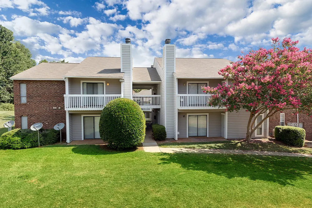 Somerstone Estates — Photo 3