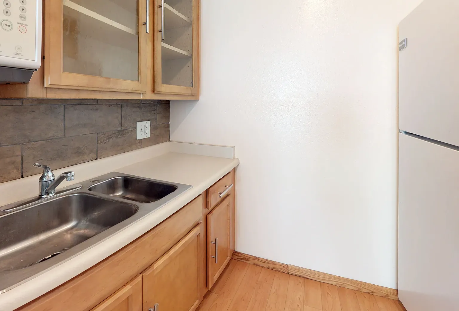 10 Langdon Street - O — Photo 4