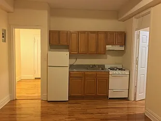 Rented by Roberto Guilbet, LREB