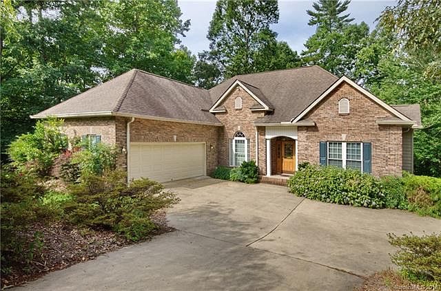 1st image of 101 White Cedar Ln