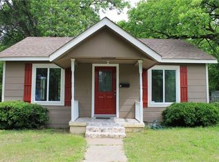 903 E High St, Terrell, TX 75160