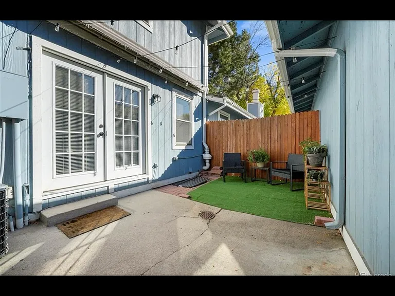 11687 E Cedar Ave — Photo 2