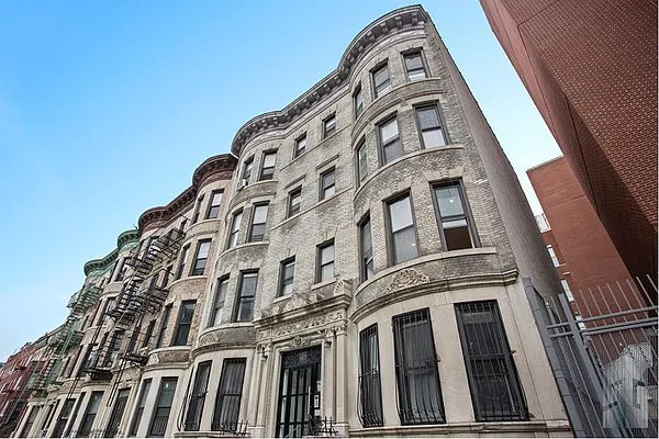 Rented by Skyline Group Real Estate | media 24