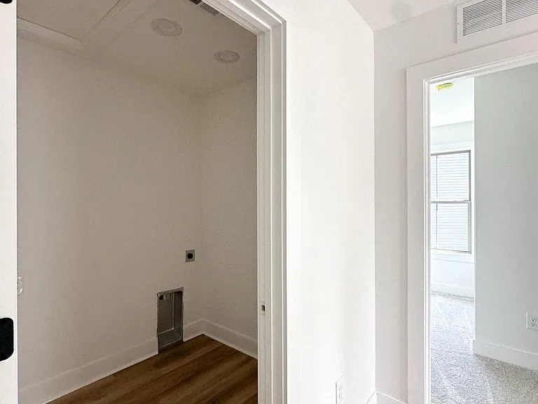 219 Krauss Dr — Photo 14