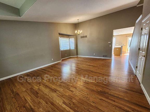 2nd image of 553 Arbor Dr