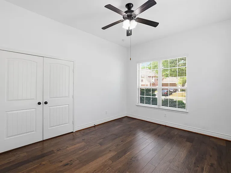135 Deerfield Meadow Dr — Photo 8