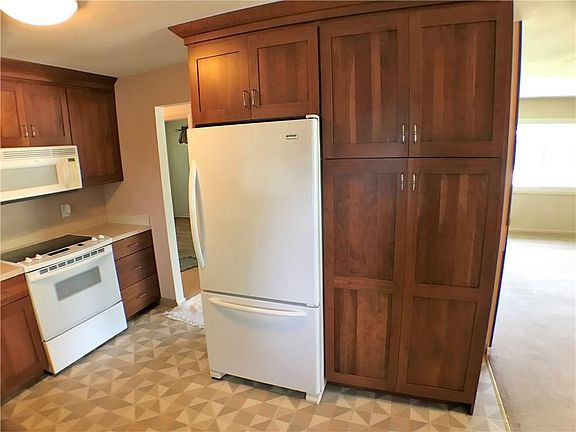 5th image of 2156 Pueblo Dr