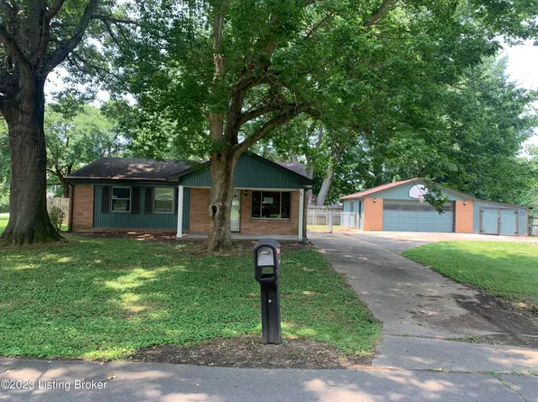 10604 Tarrytowne Rd, Louisville, KY 40272