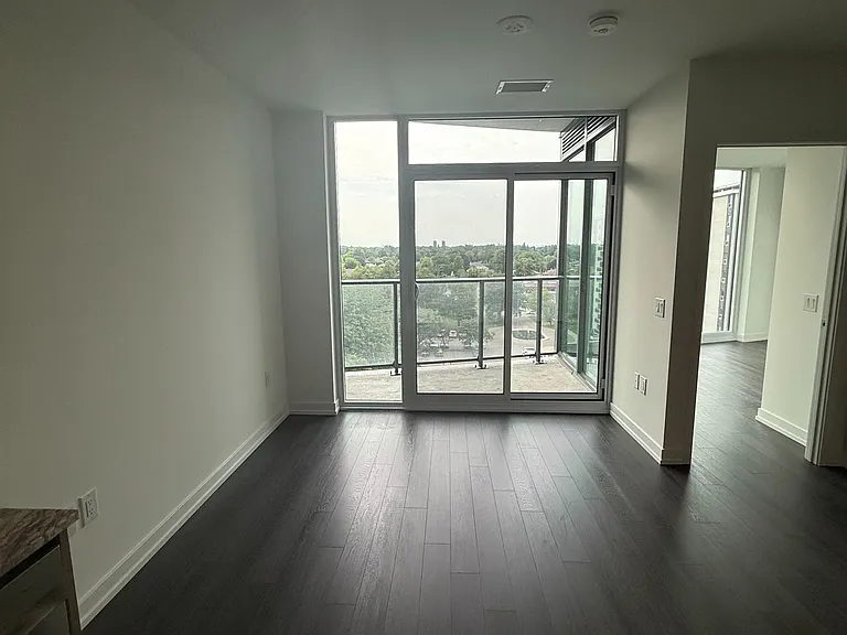 4010 Eglinton Ave W #803 — Photo 4