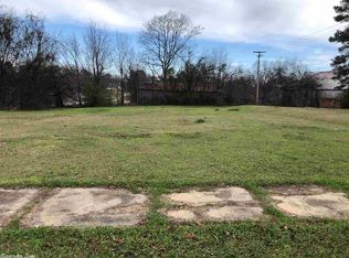 202 E Cedar St, Warren, AR 71671