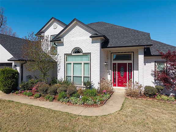 5th image of 1113 Arapahoe Dr