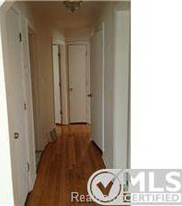 4th image of 15804 Anne Ave