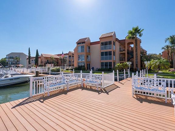 Boca Shores - St Pete Beach