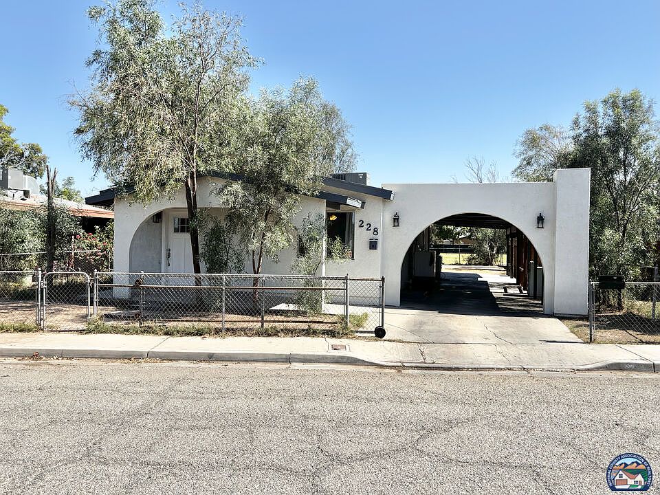 1st image of 228 Espinoza St