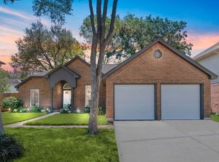 16531 Tranquil Dr, Sugar Land, TX 77498