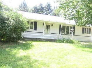 3267 Shaffer Rd, Ellwood City, PA 16117