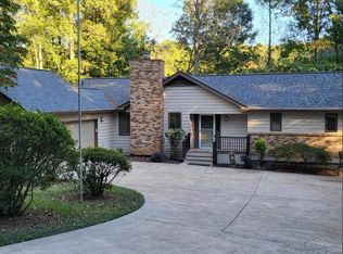 9780 Kings Rd, Gainesville, GA 30506